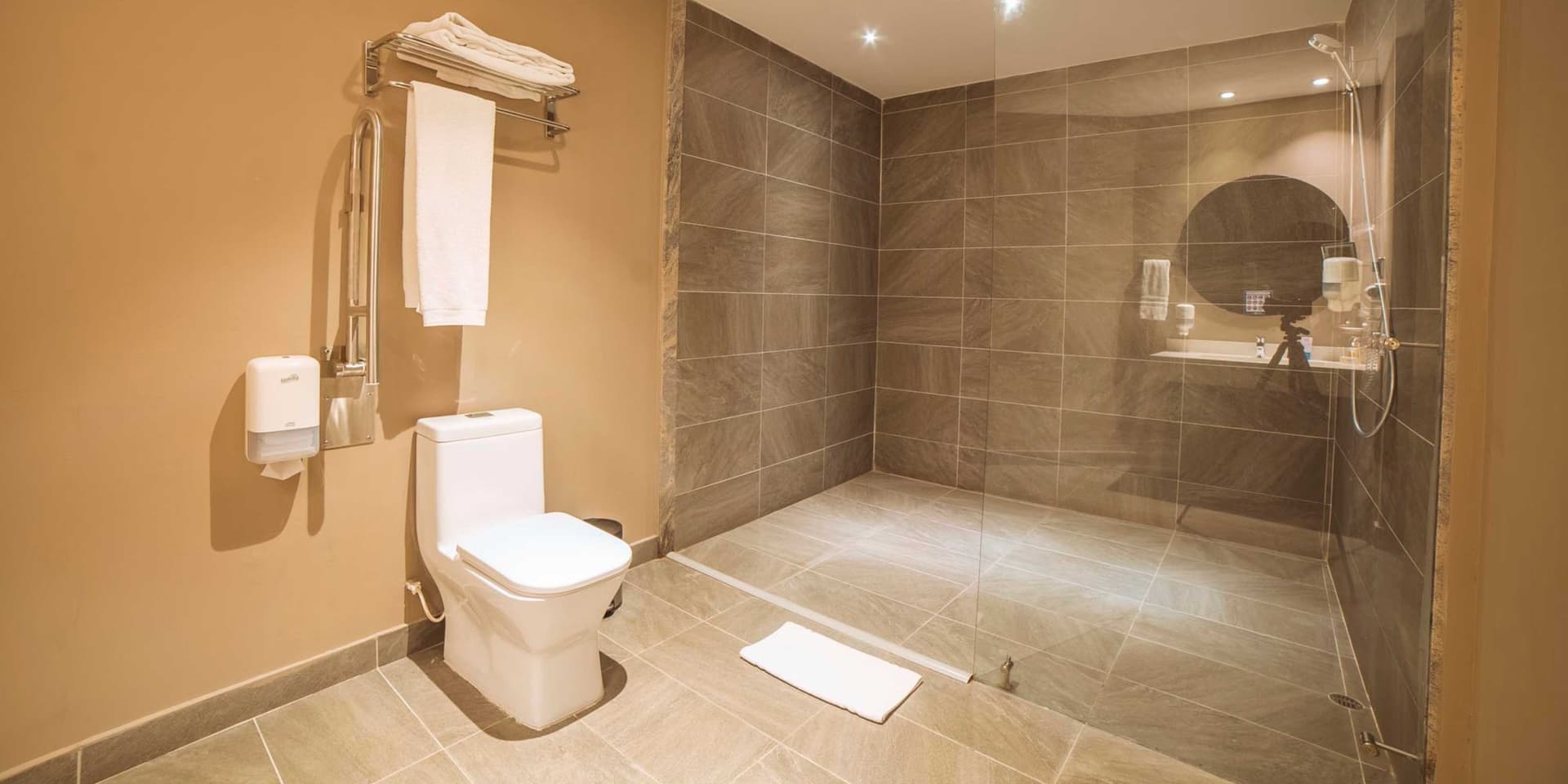 Hotel F25