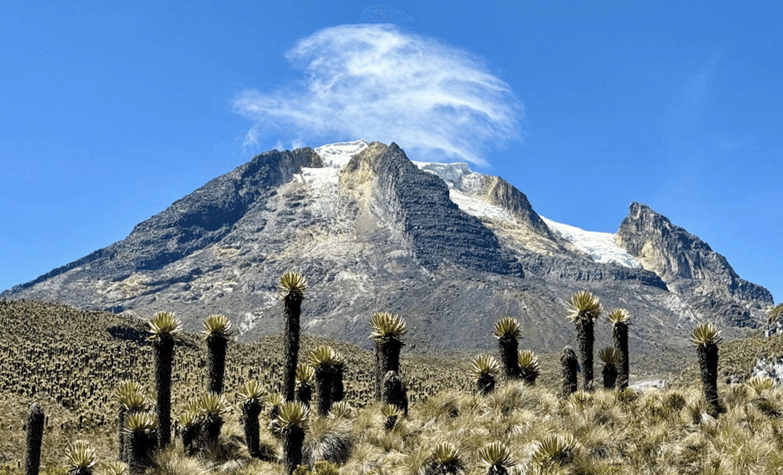 Cumbre Dulima: Cruzando la Cordillera
