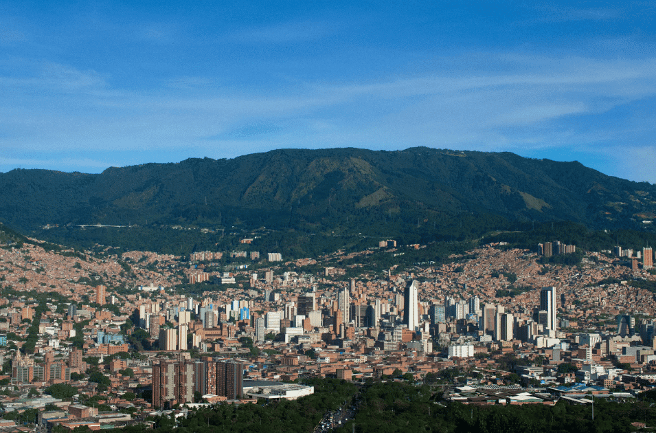 Encanto paisa: Medellín y Guatapé