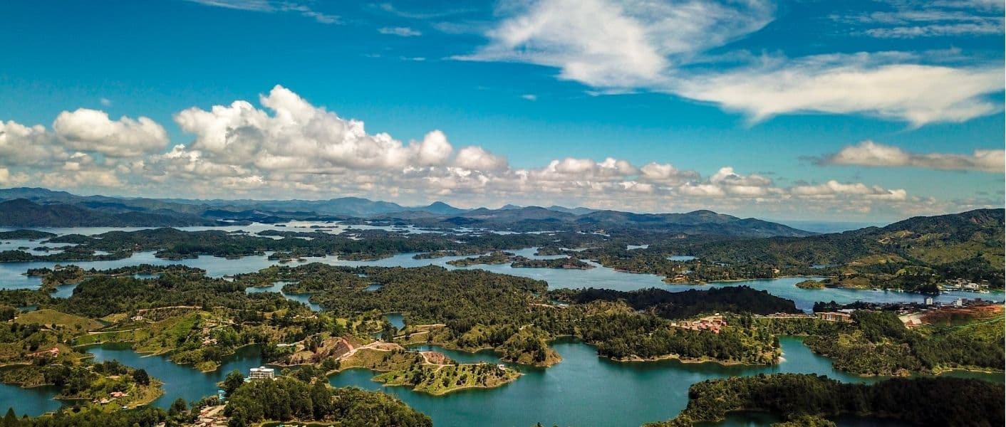 Encanto paisa: Medellín y Guatapé