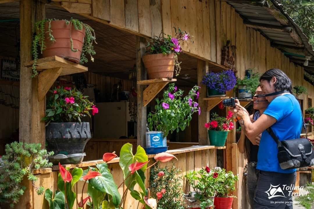 Pueblos y Origenes